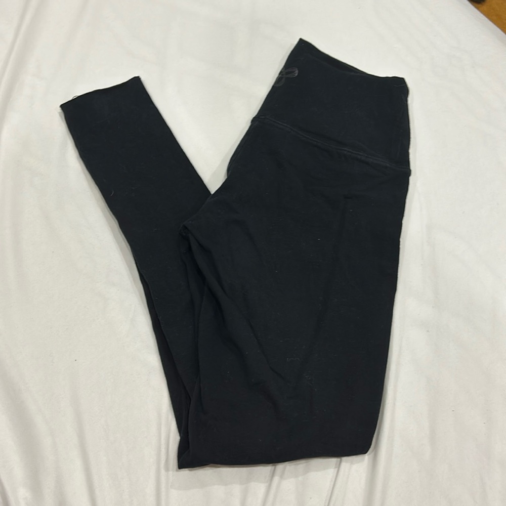TNA Leggings